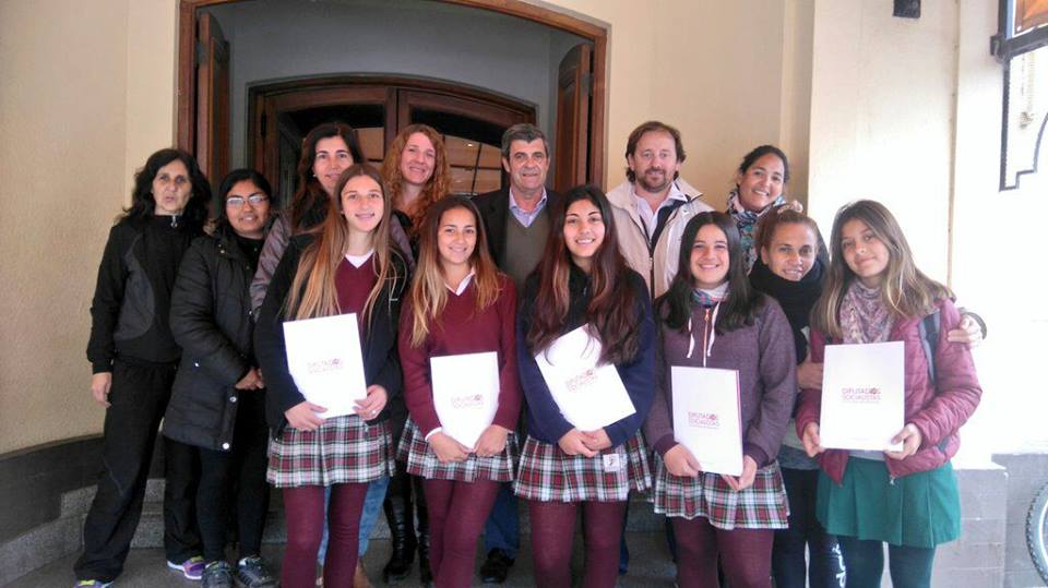 Jugadoras de hockey rufinense viajan a Chaco